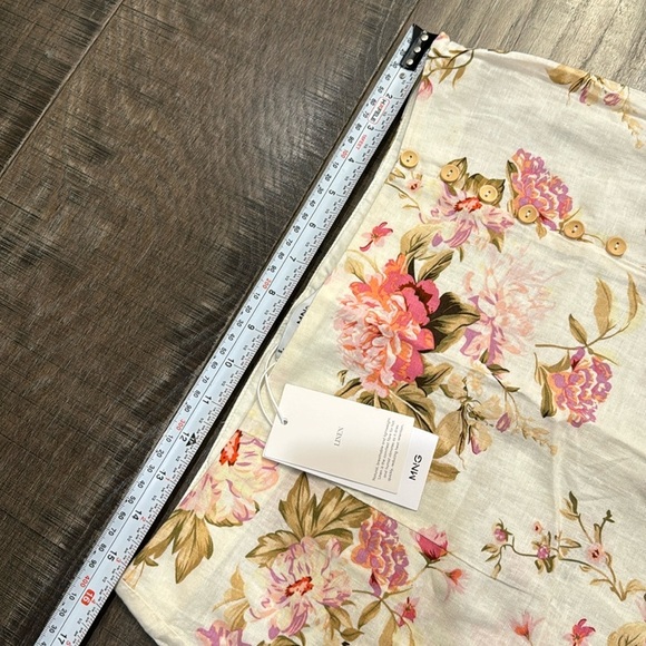 NWT MANGO
Women's Slit Detail Linen Skirt SIZE 8 - Picture 6 of 17